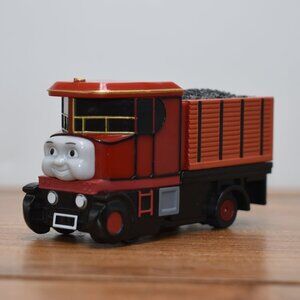 Elizabeth Coal Car Battery Motorized Thomas & Friends Trackmaster Train Hit Toy